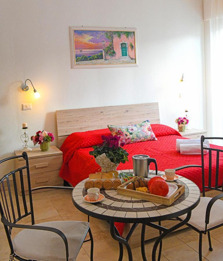 B&B I Gerani Alghero Exterior photo