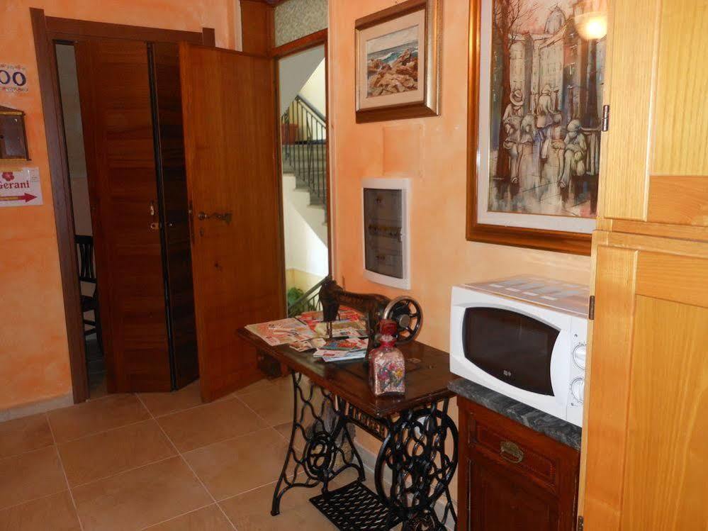 B&B I Gerani Alghero Exterior photo